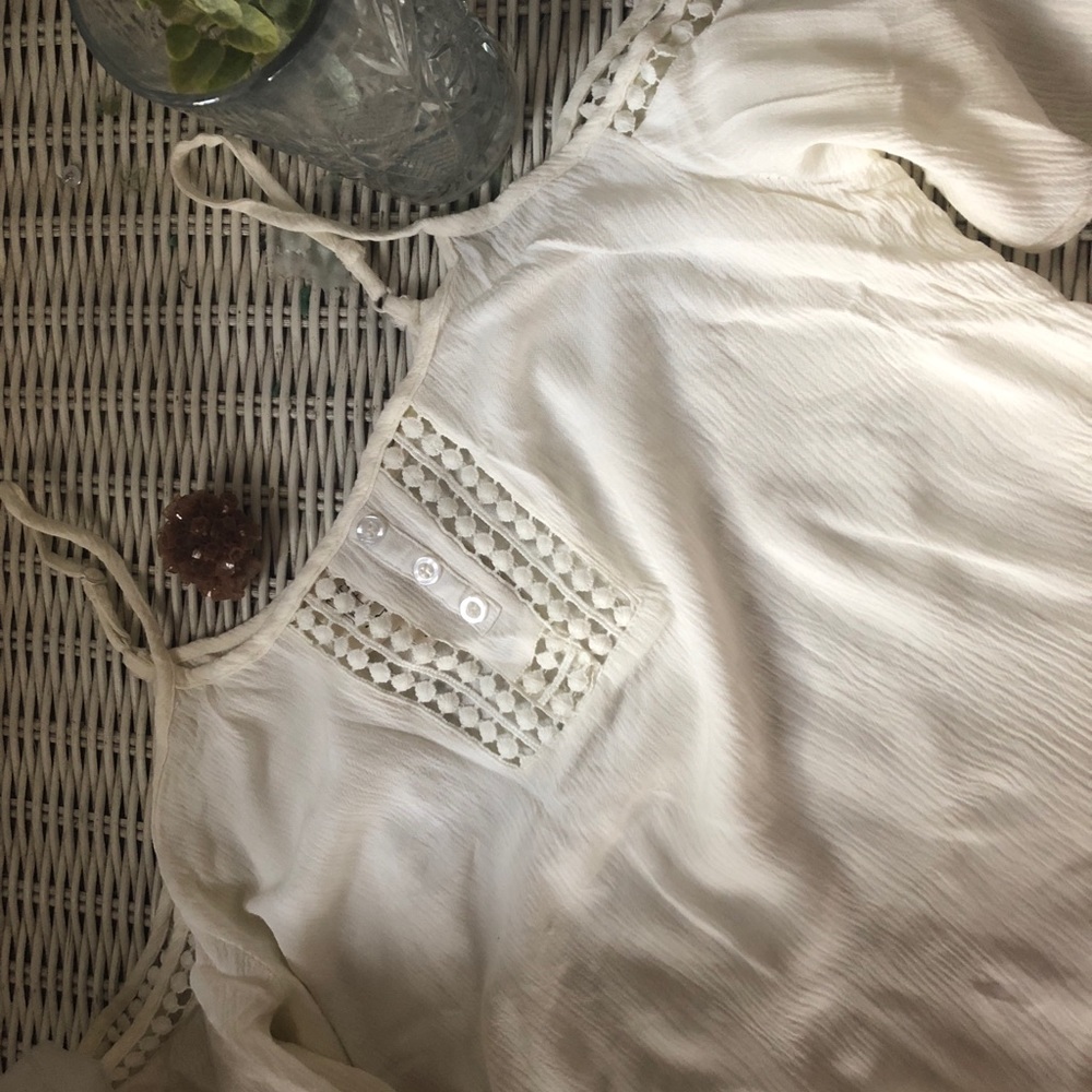 White Shoulderless T Strap with Embroidery